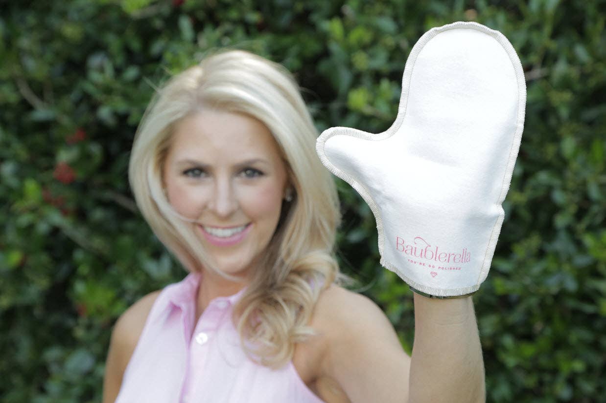 GLITZY GLOVE ANTI-TARNISH POLISHING MITT