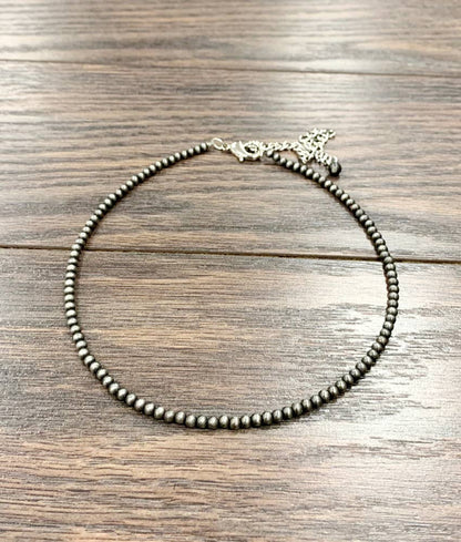 LONE PEARL NECKLACE