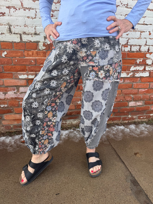 THE POPPY BLACK JOGGER PANT