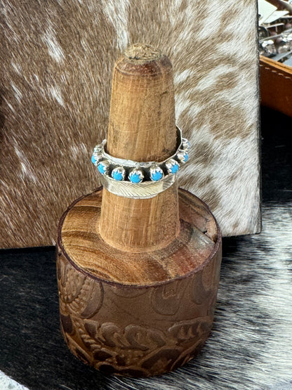 FEATHER RING
