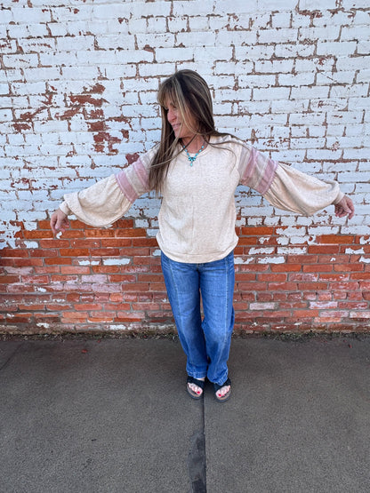 COMFY CASUAL KNIT TOP