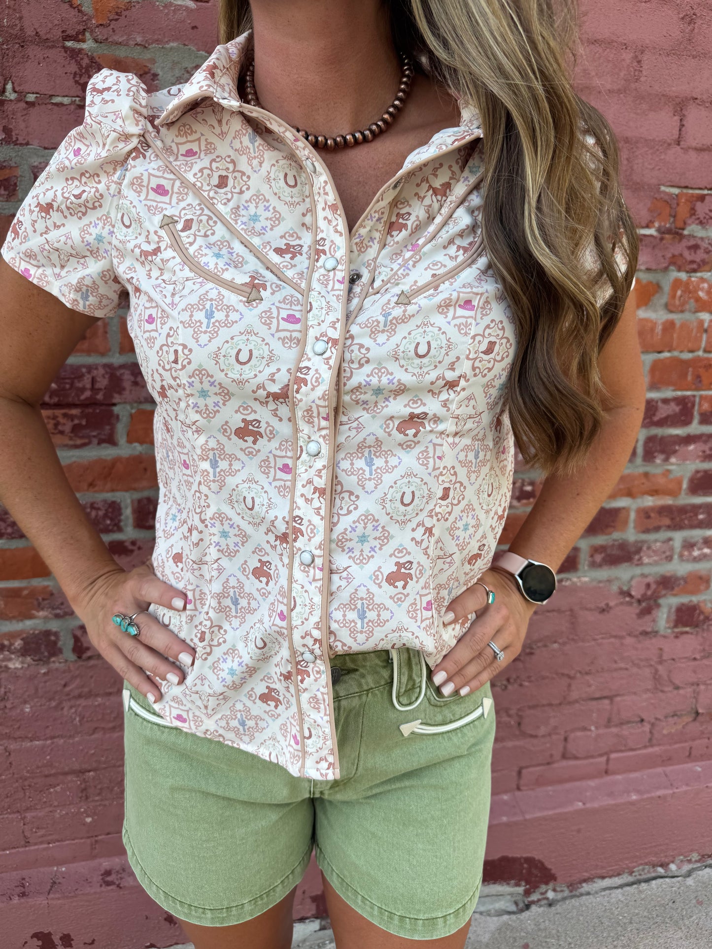 COWGIRL CHARM PUFF SLEEVE TOP