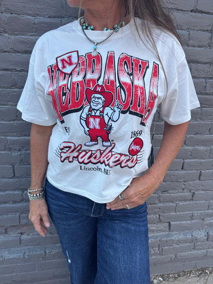 NEBRASKA MADDUX MULTIMEDIA SEMI-CROPPED OVERSIZED BAND TEE