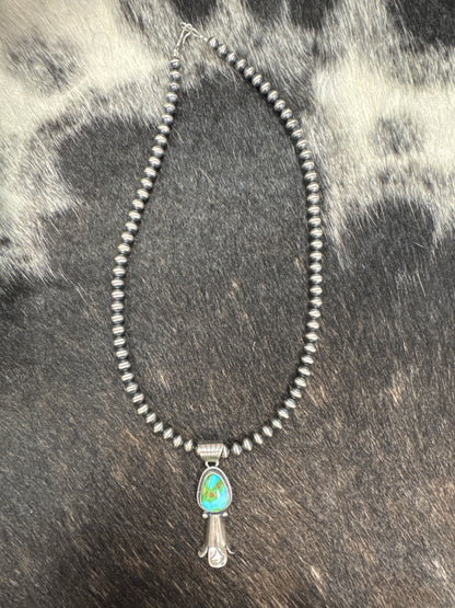 BLOSSOM PENDANT WITH PEARLS