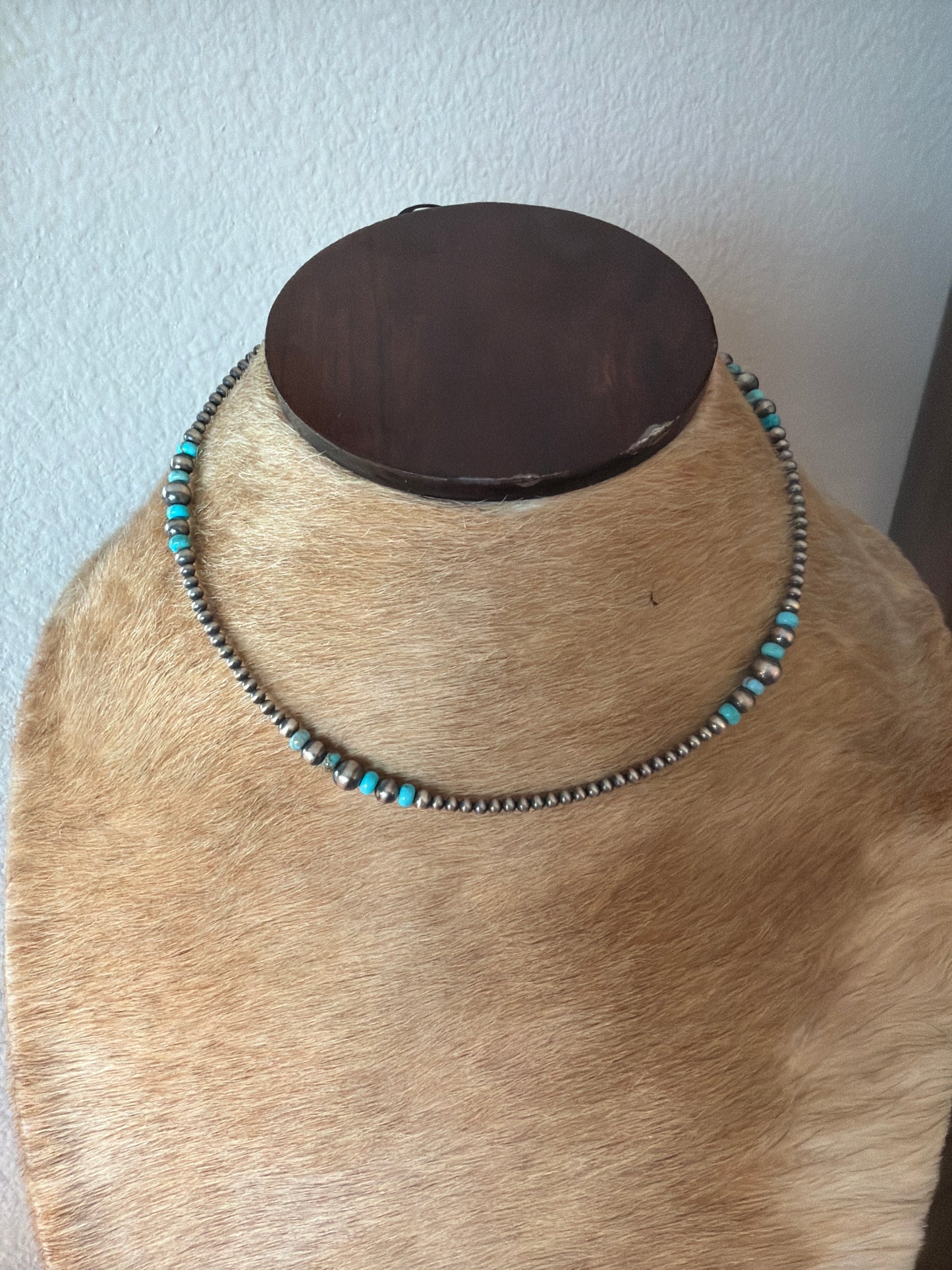 GRADUATED PEARL WITH TURQUOISE NECKLACE