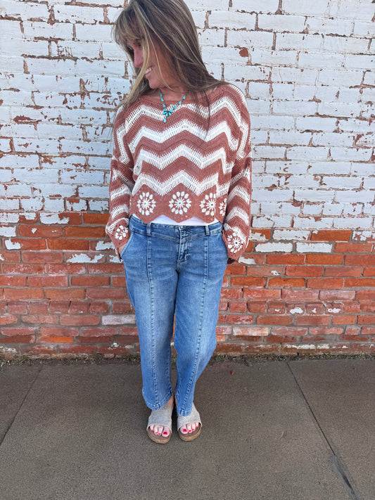 CHEVRON/FLORAL CROCHET KNIT TOP