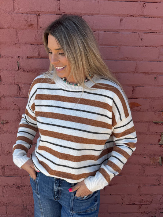 STRIPED CREWNECK KNIT SWEATER