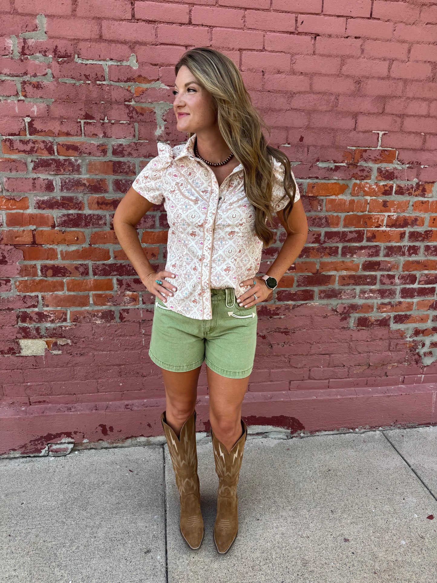 COWGIRL CHARM PUFF SLEEVE TOP
