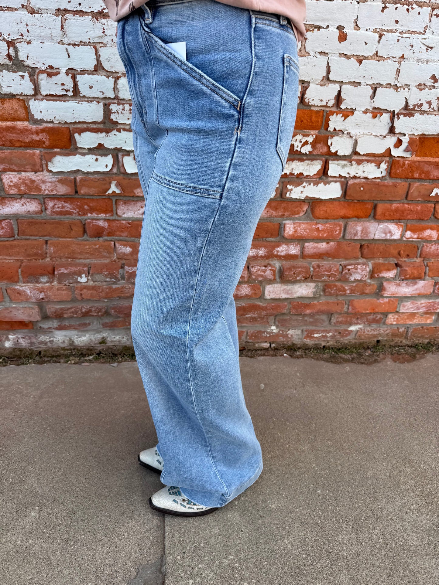 THE FLETCHER WIDE LEG JEAN