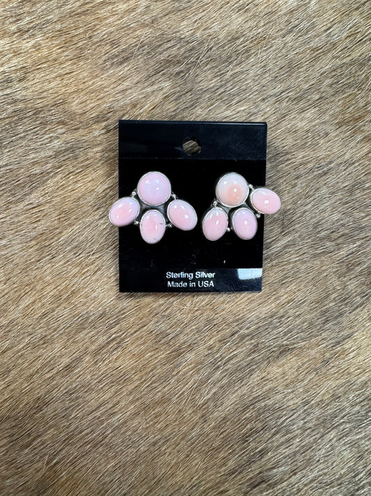 PINK CONCH 4 STONE EARS