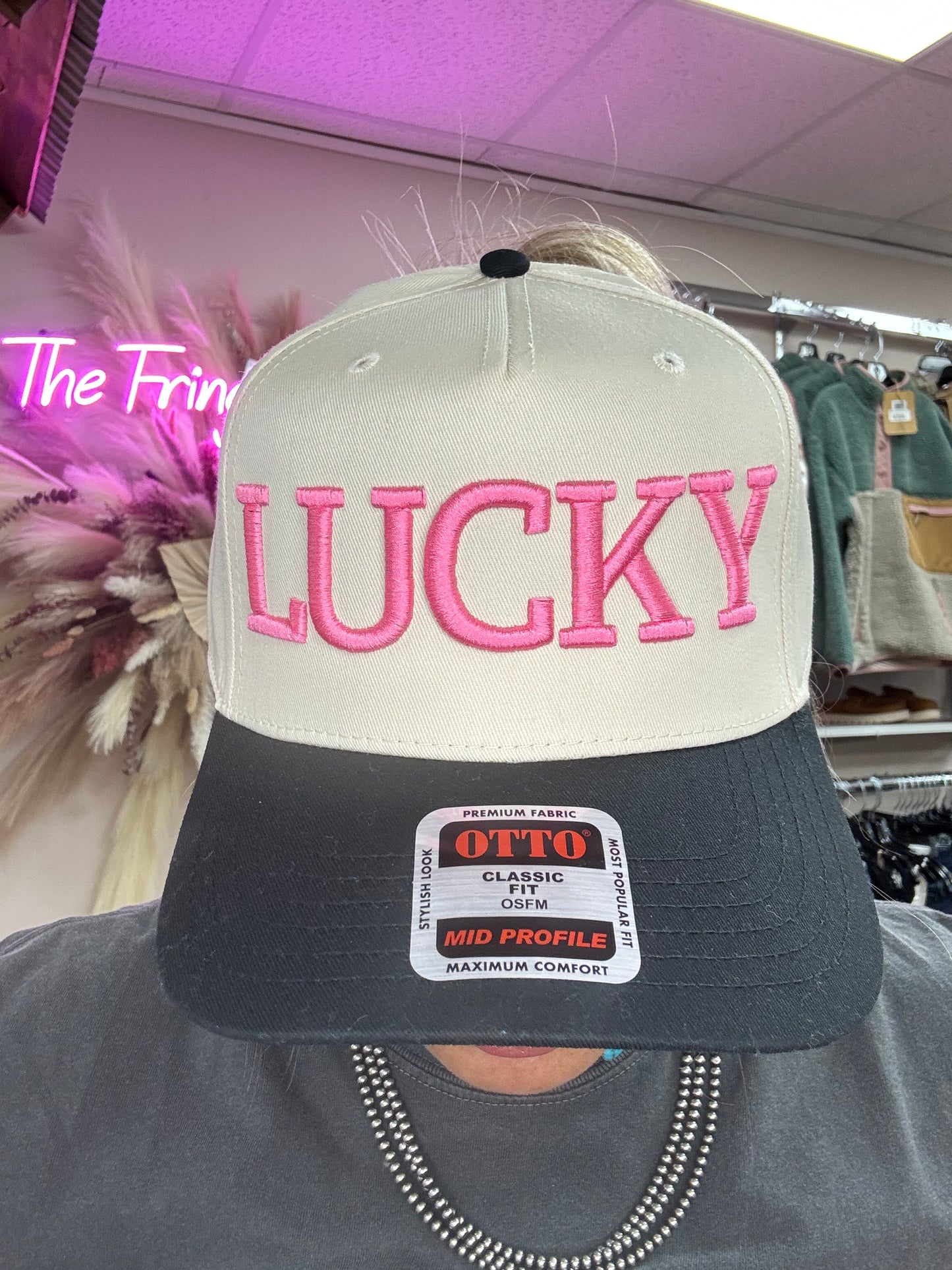 LUCKY EMBROIDERED HAT