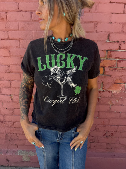 LUCKY COWGIRL CLUB GRAPHIC TOP