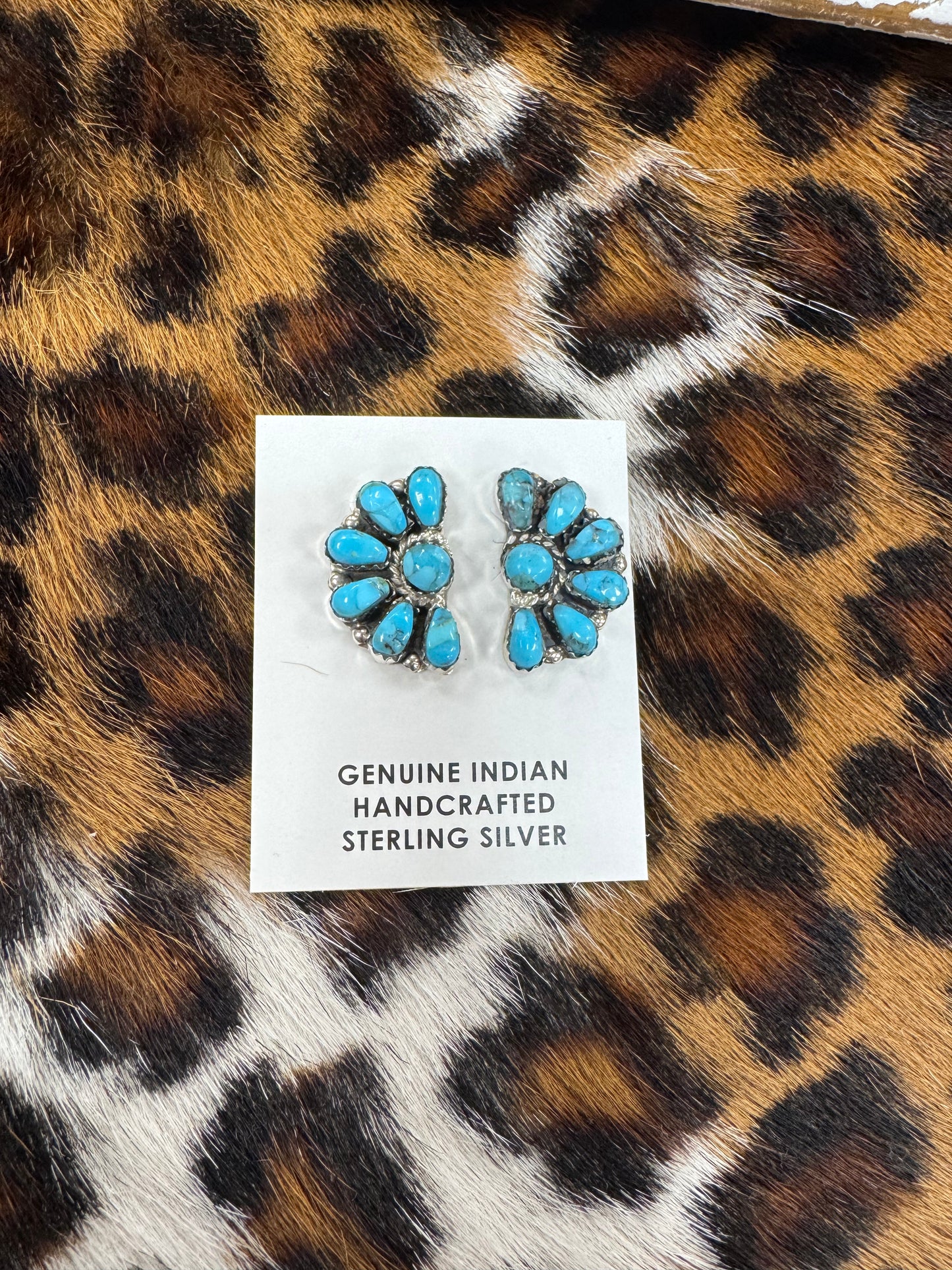 CANYON BREEZE CLUSTER STUDS
