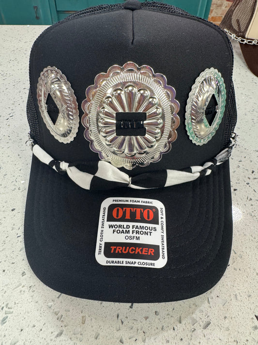 CONCHO TRUCKER HAT