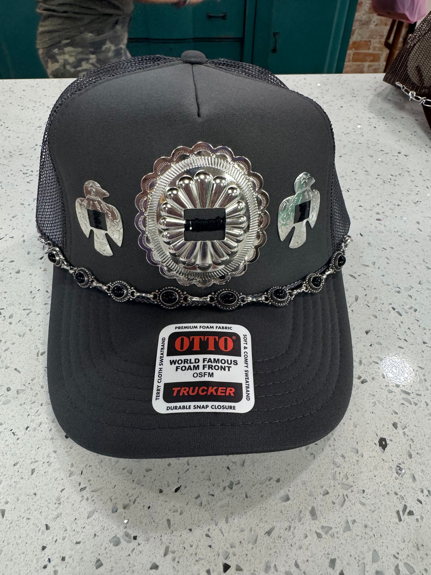 CONCHO TRUCKER HAT