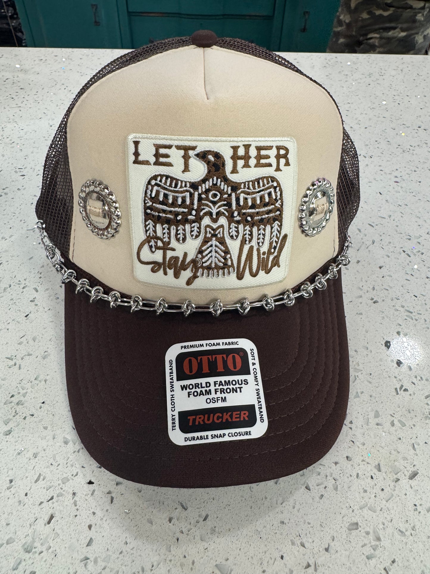 CONCHO TRUCKER HAT