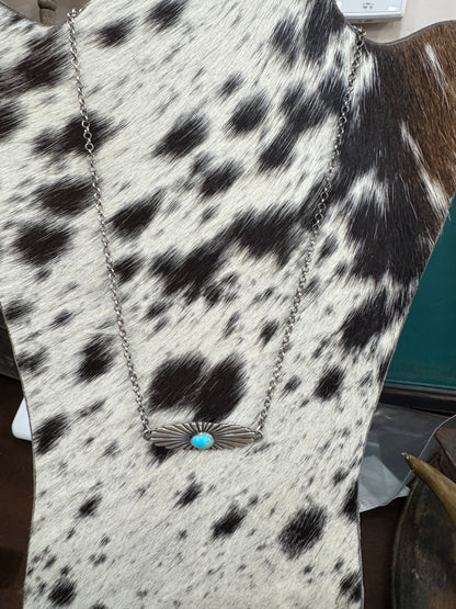 SKY STONE BAR NECKLACE