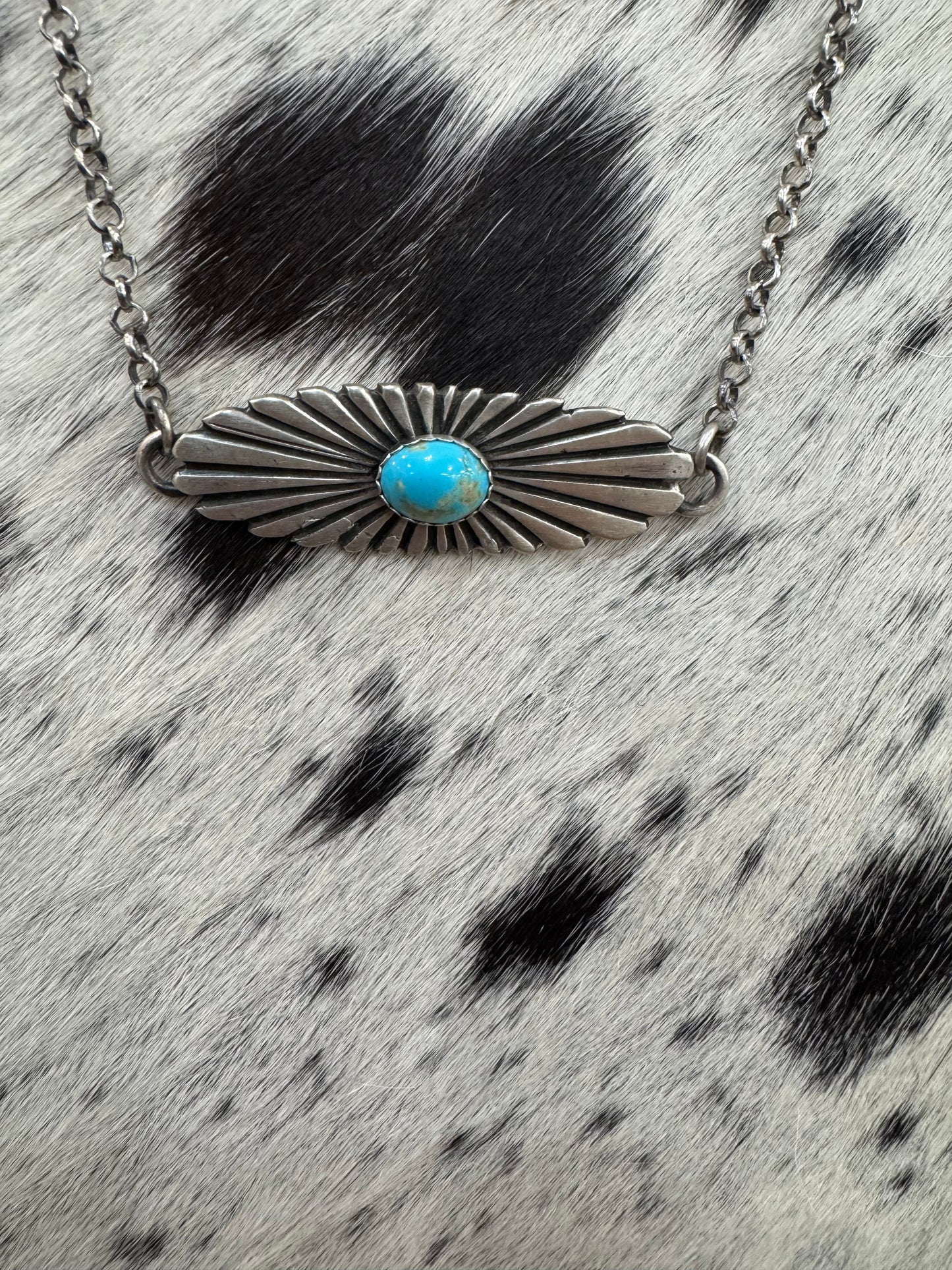 SKY STONE BAR NECKLACE