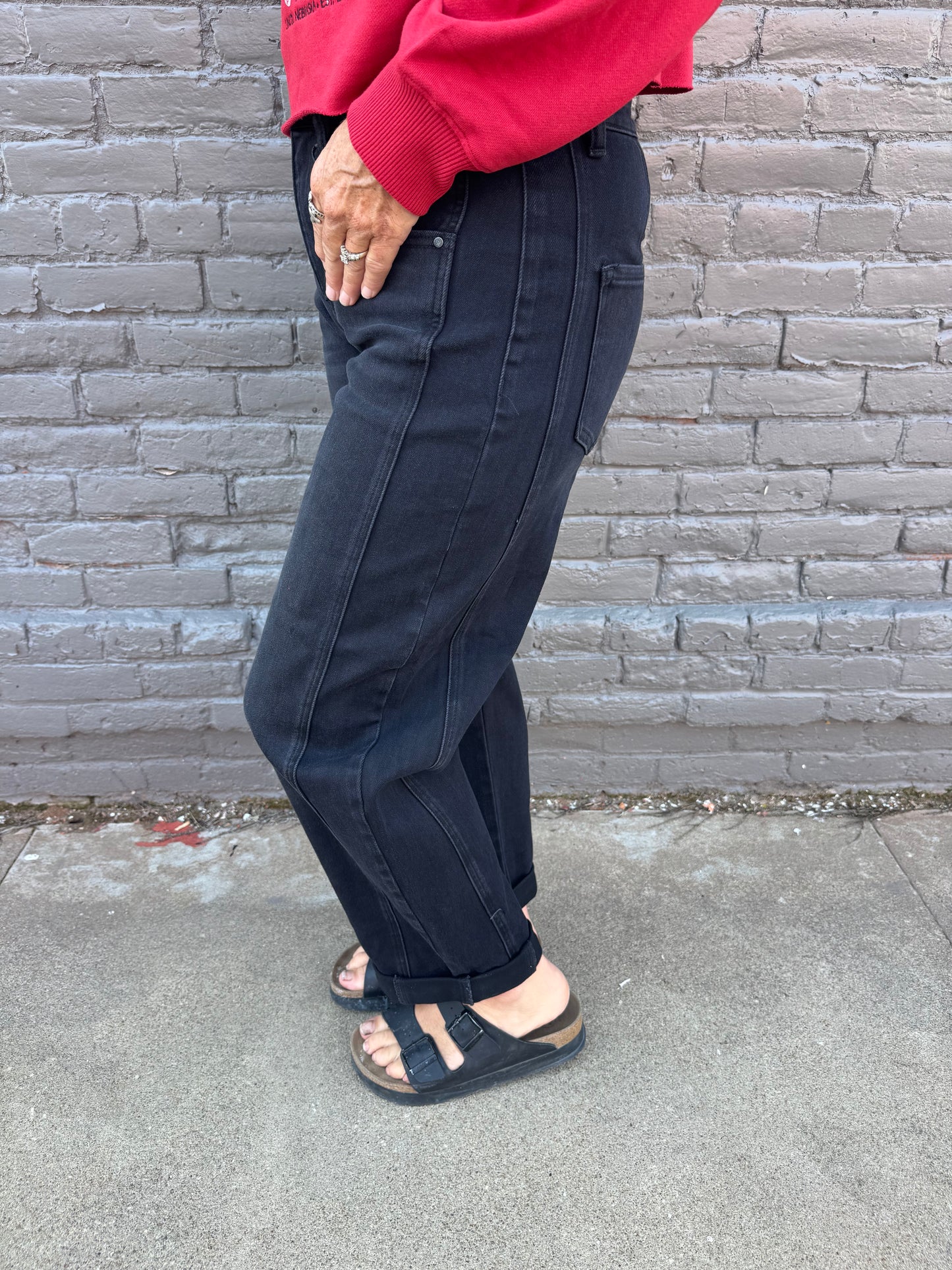 THE HORSESHOE BARREL JEAN