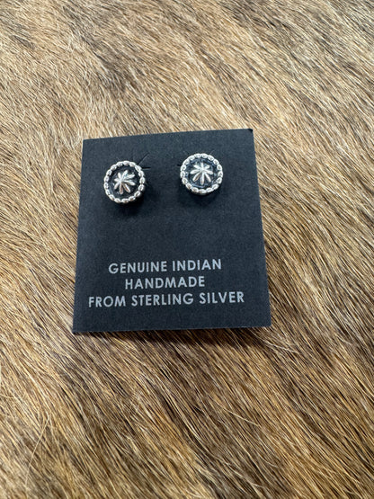 STARBURST STUDS