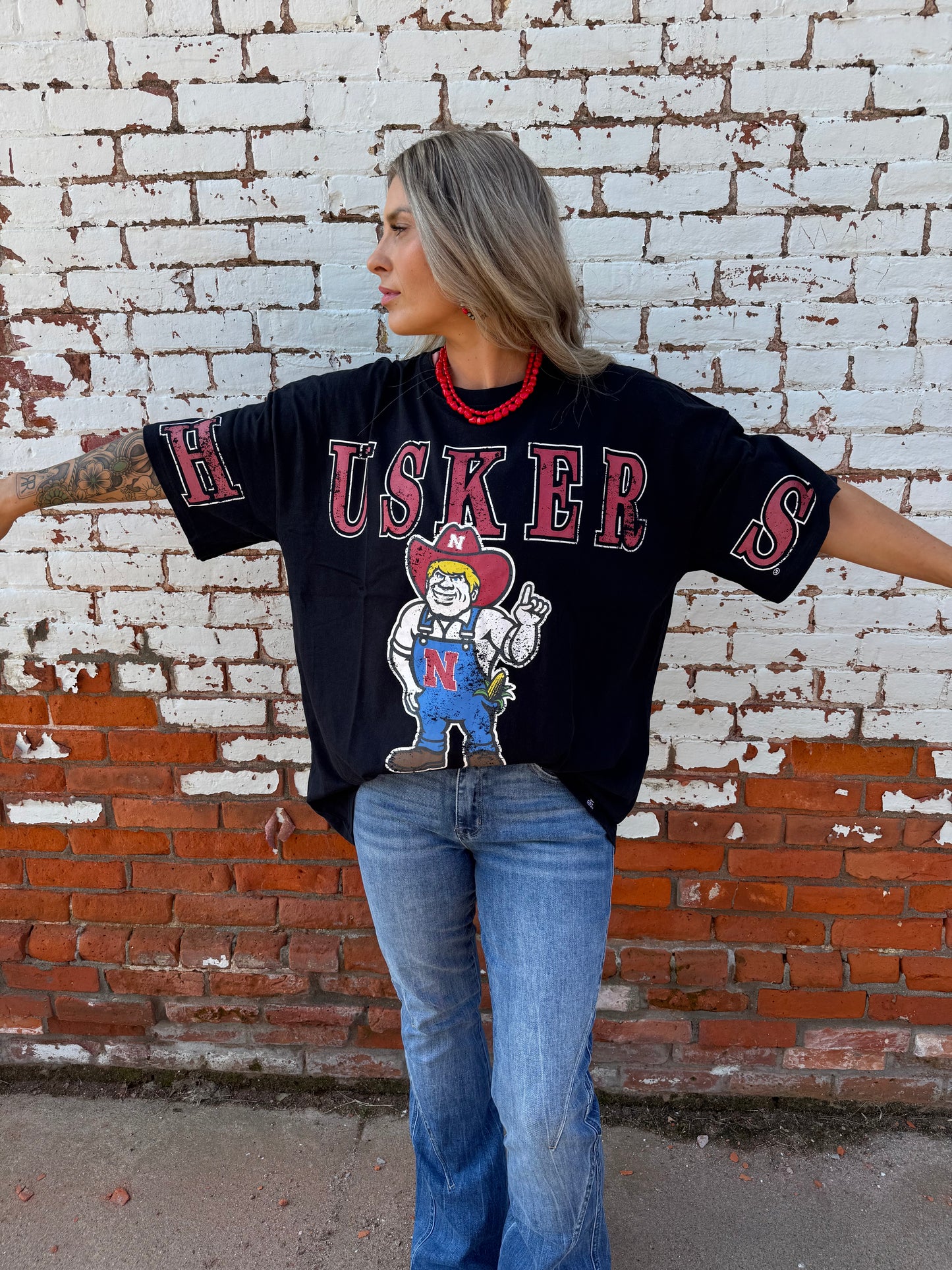 NEBRASKA OVERSIZED BAND TEE