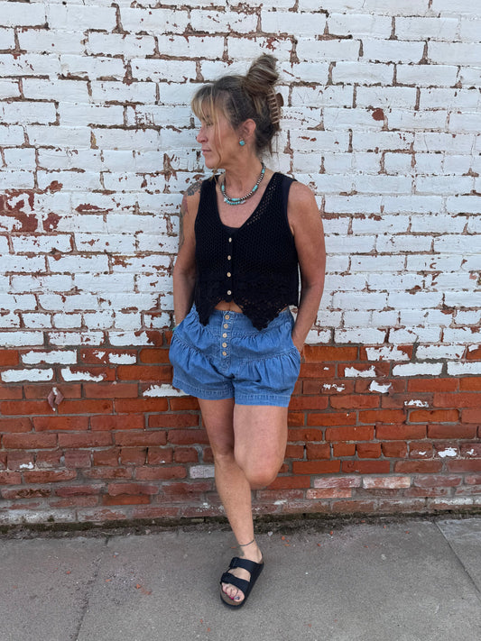 PLEATED DENIM SHORTS