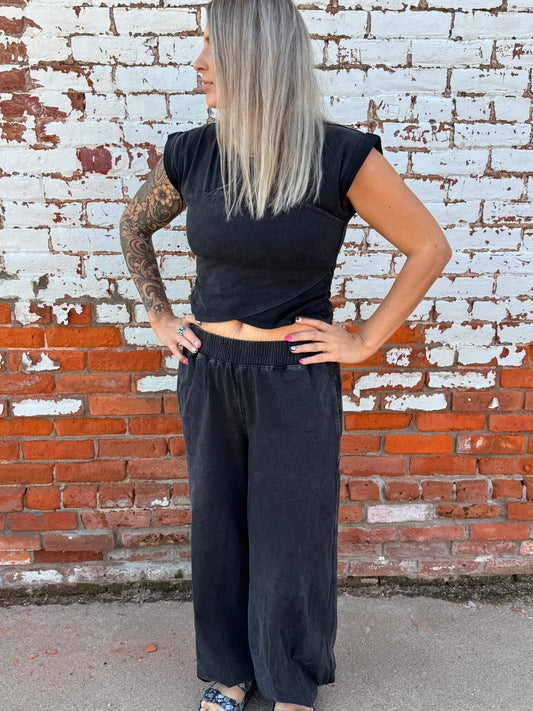 MINERAL WASHED SHORT SLEEVE WRAP TOP