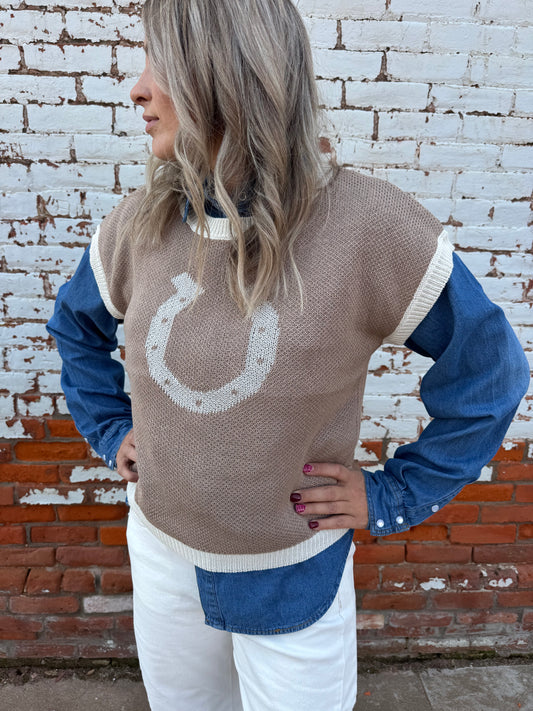 HORSESHOE KNIT VEST