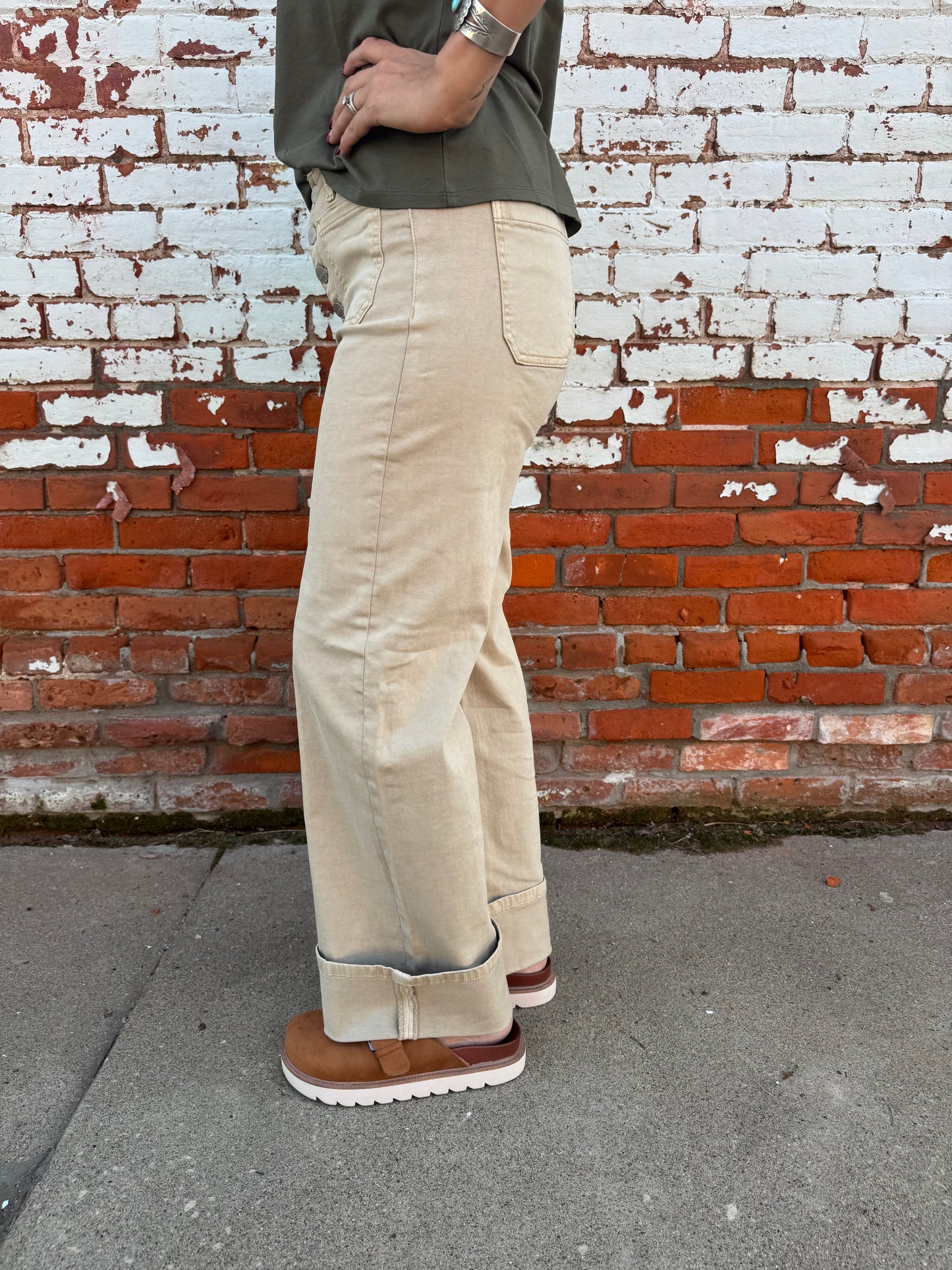 MILLIE BUTTON FLY CUFFED JEANS