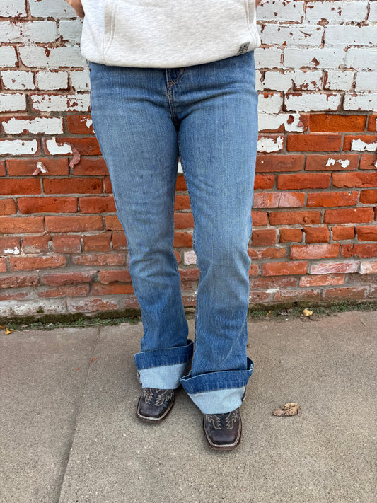 JENNIFER MID WASH JEAN