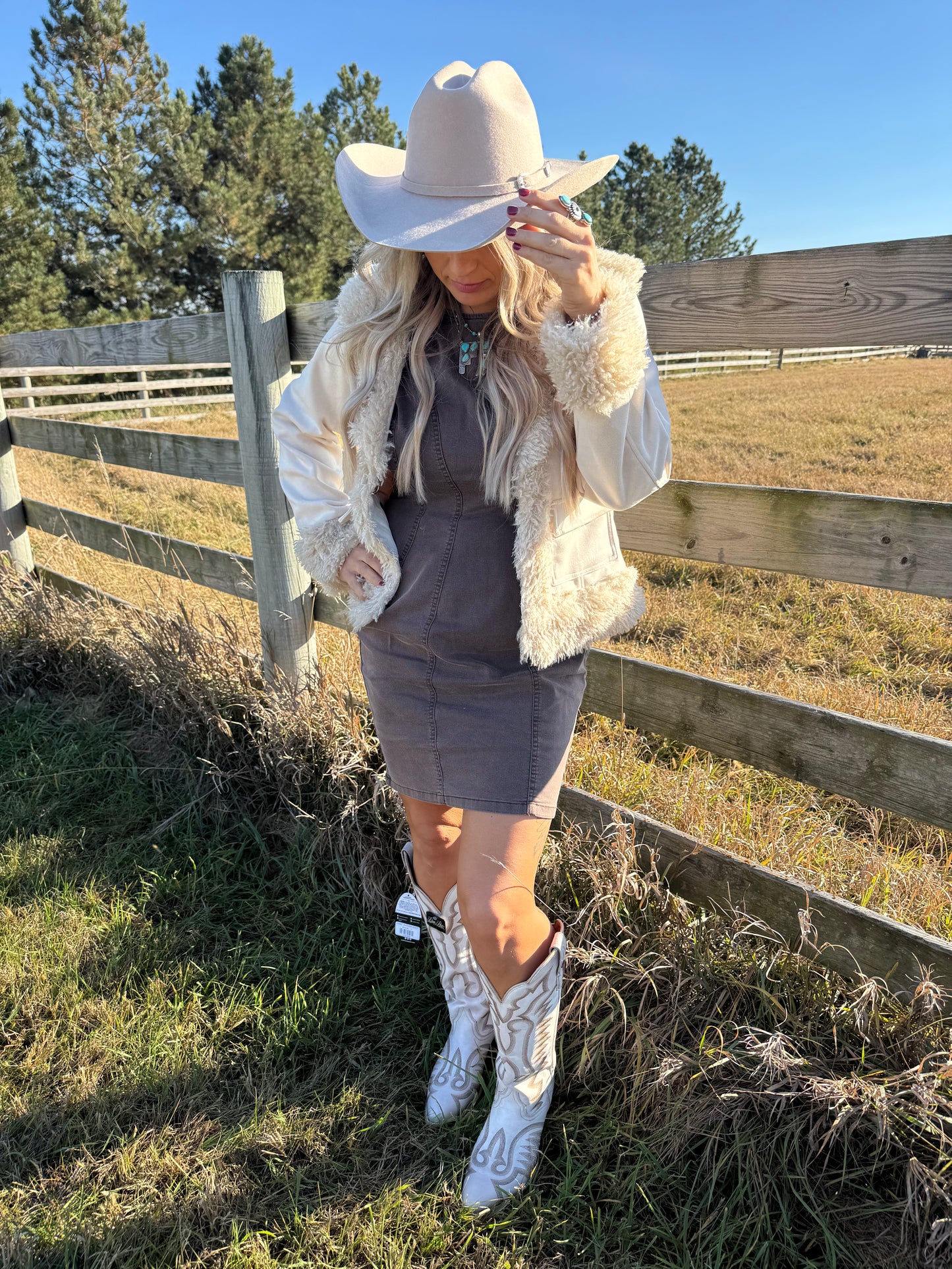 FRONTIER BUCKLE DRESS