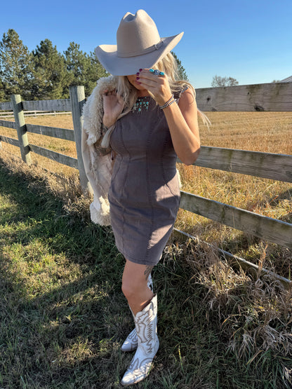 FRONTIER BUCKLE DRESS