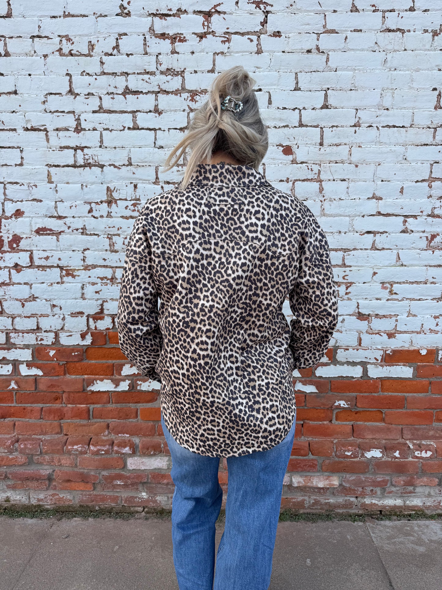OVERSIZED LEOPARD PRINT TOP