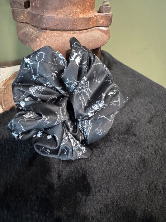 COWBOY SCENE HAIR SCRUNCHIE