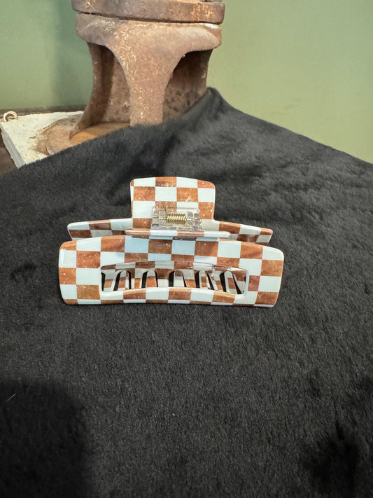CHECKERED CLAW CLIP