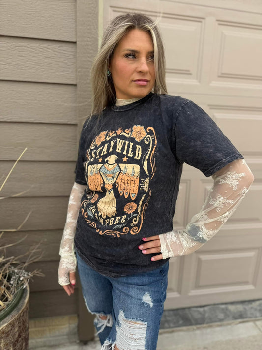 STAY WILD ROAM FREE GRAPHIC TOP