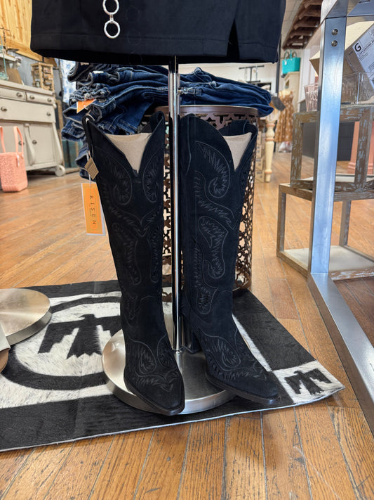 THE PAISLEY BOOT