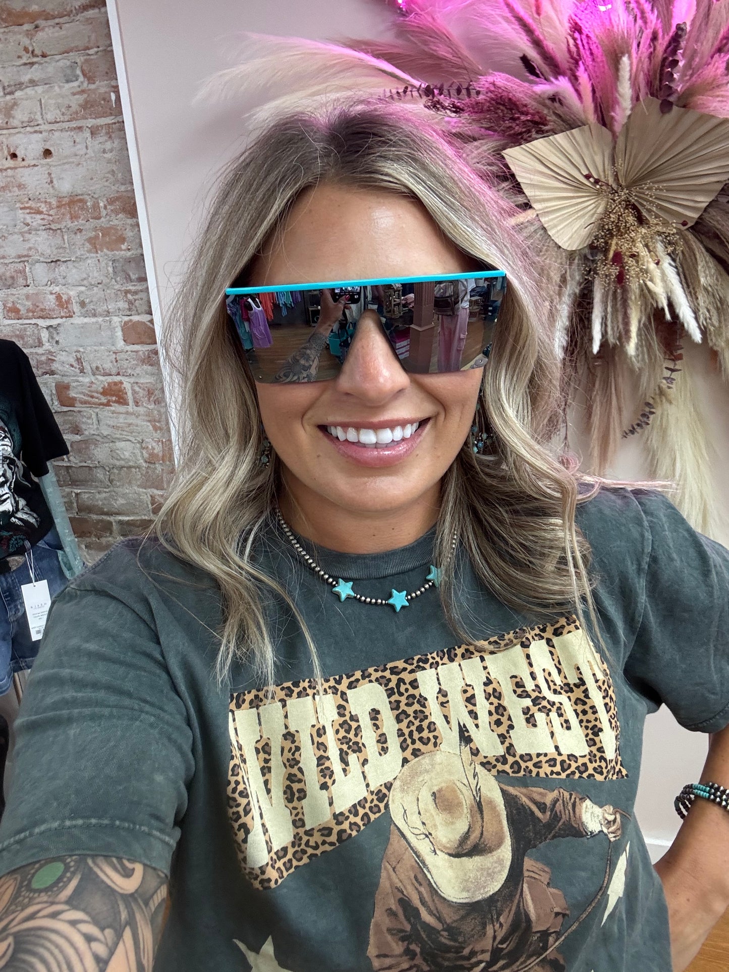 VIBIN’ SUNNIES