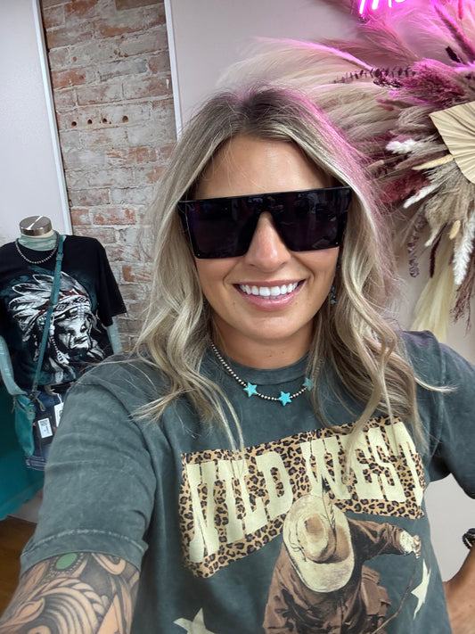 VIBIN’ SUNNIES