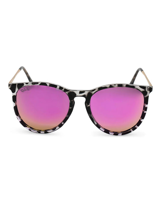 MIDNIGHT SUNGLASSES BY DAX EYEWEAR