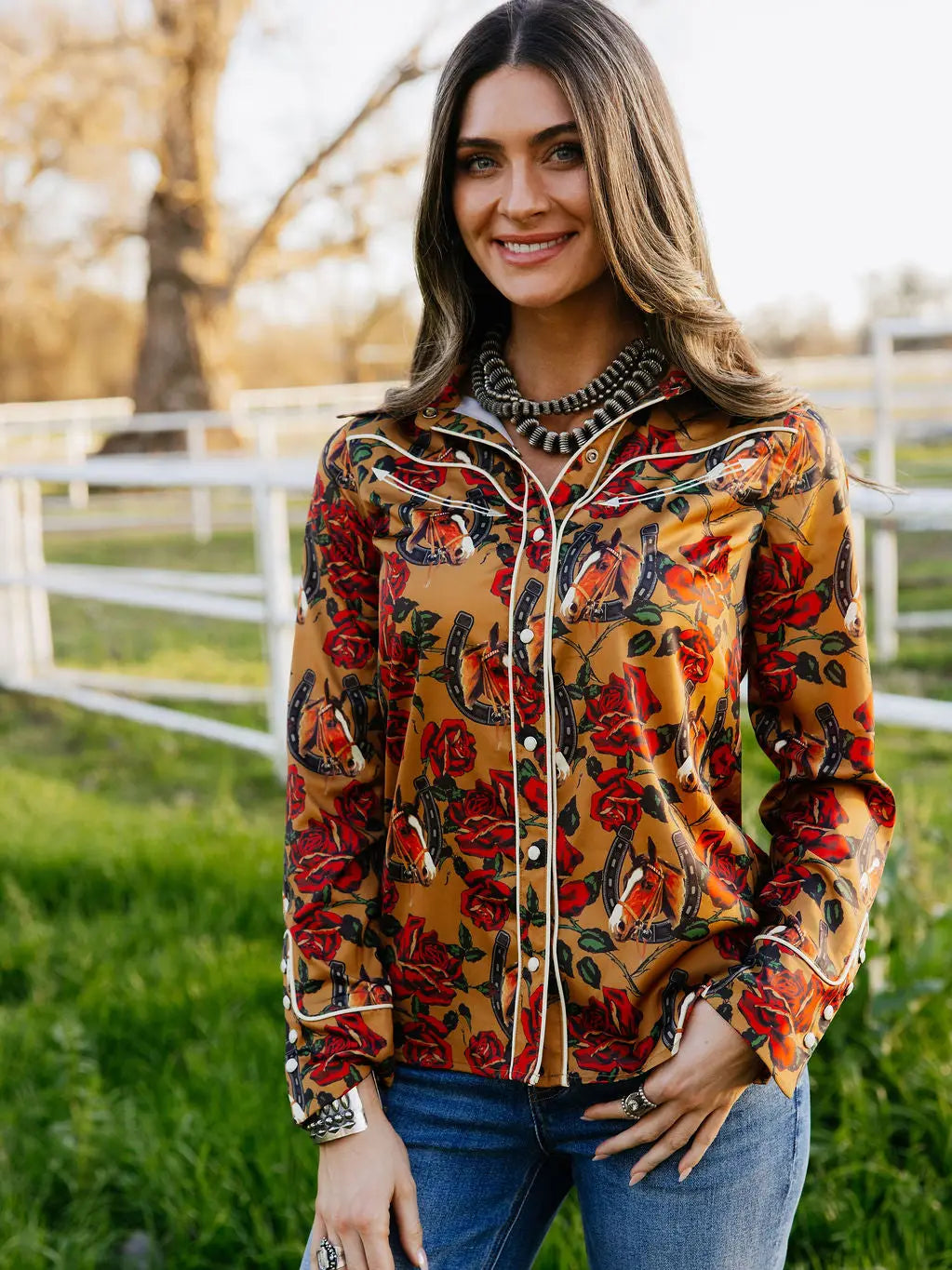 COWGIRL HORSESHOE BUTTON UP
