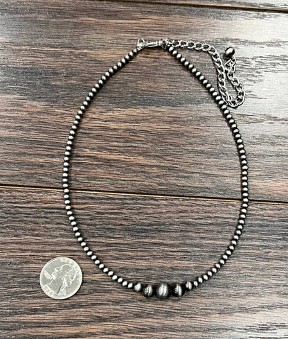 BASIN PEARL NECKLACE