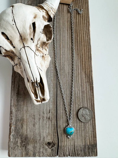 HEART SHAPE NECKLACE