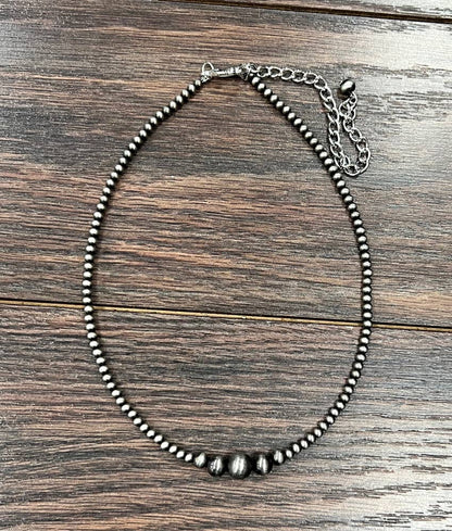 BASIN PEARL NECKLACE