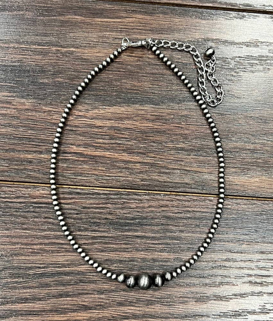 BASIN PEARL NECKLACE