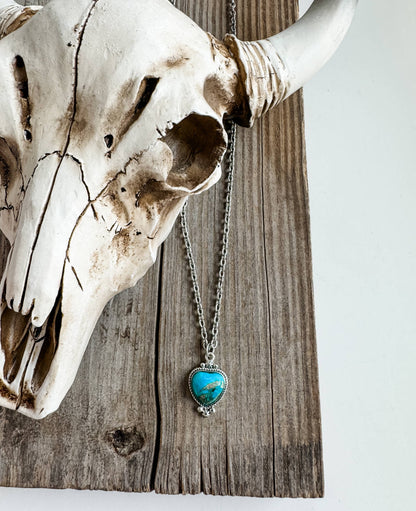 HEART SHAPE NECKLACE