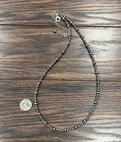 THE RANGE LINE NECKLACE