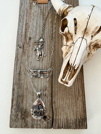 RODEO NECKLACE