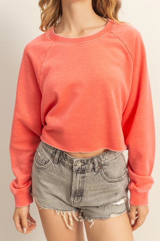 LAID BACK CROPPED SWEATSHIRT