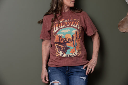DESERT DREAMER GRAPHIC TOP